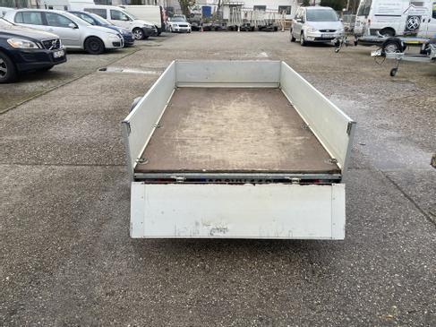 Kastenanhänger / Tieflader 1300 Kg – 2