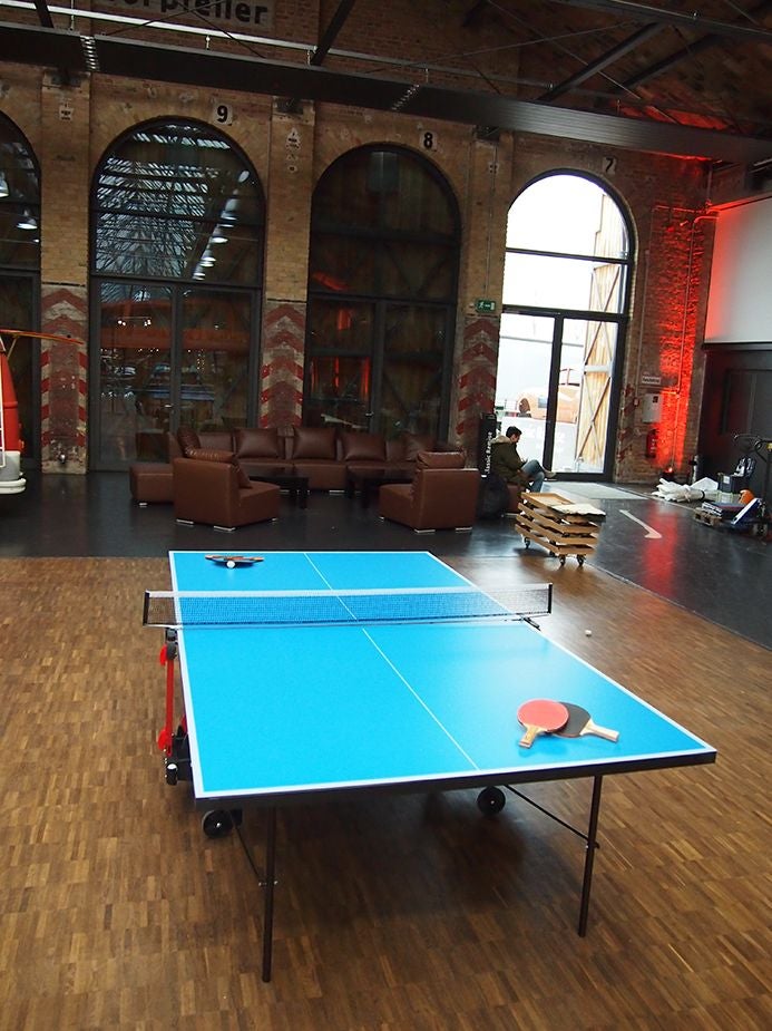 Tischtennisplatte, TT-Platte, Ping-Pong, Tischtennis – 2