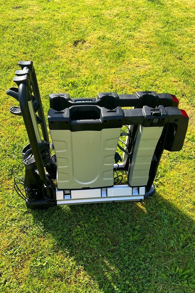 Fahrradträger Thule EasyFold XT 3 Bike in Köln mieten – – 2