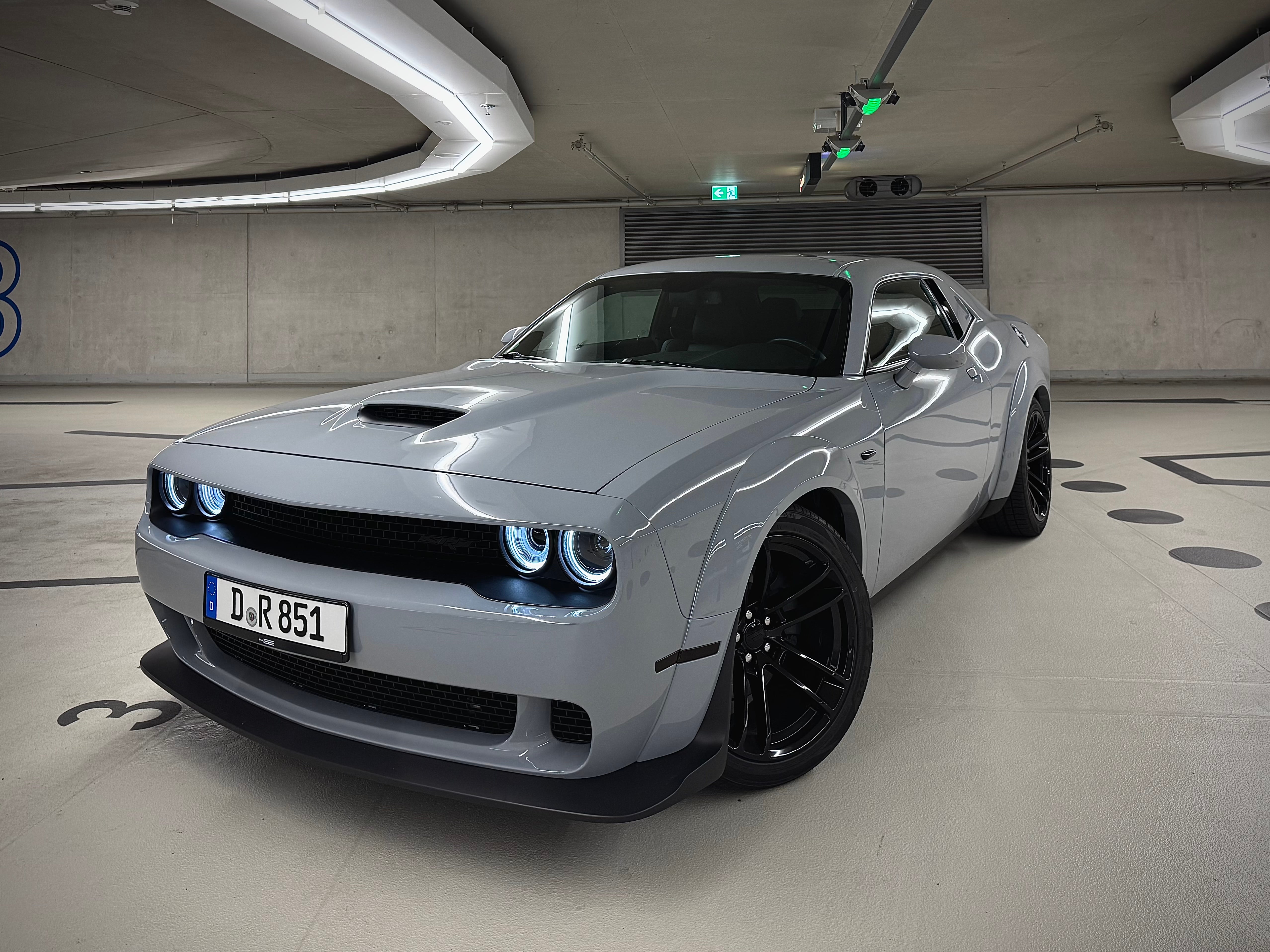✅ Jetzt Mieten ✅ Dodge Challenger V8 Laut! – 2