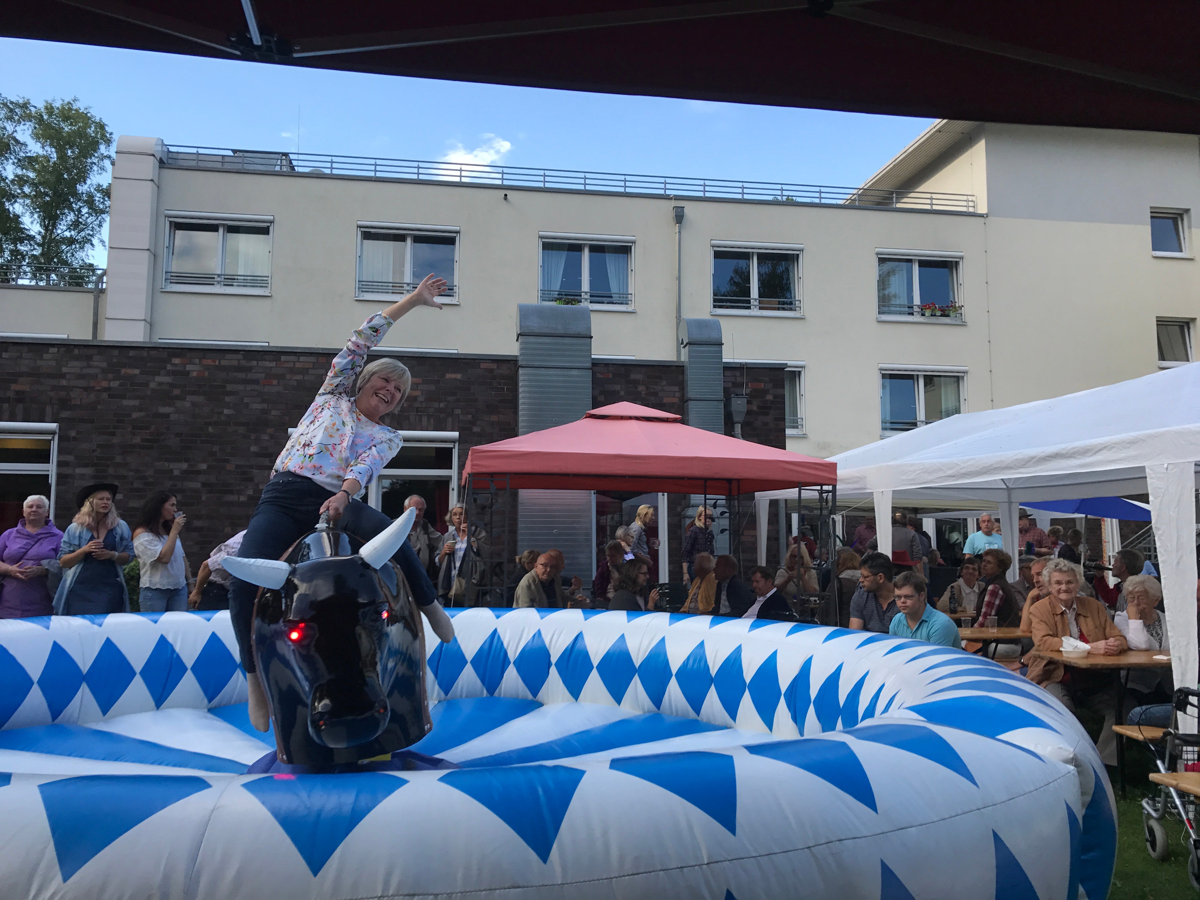 Bullriding, Rodeo reiten Bayern Rodeoreiten TOP Ausführung- Echte Reitbewegungen – 3