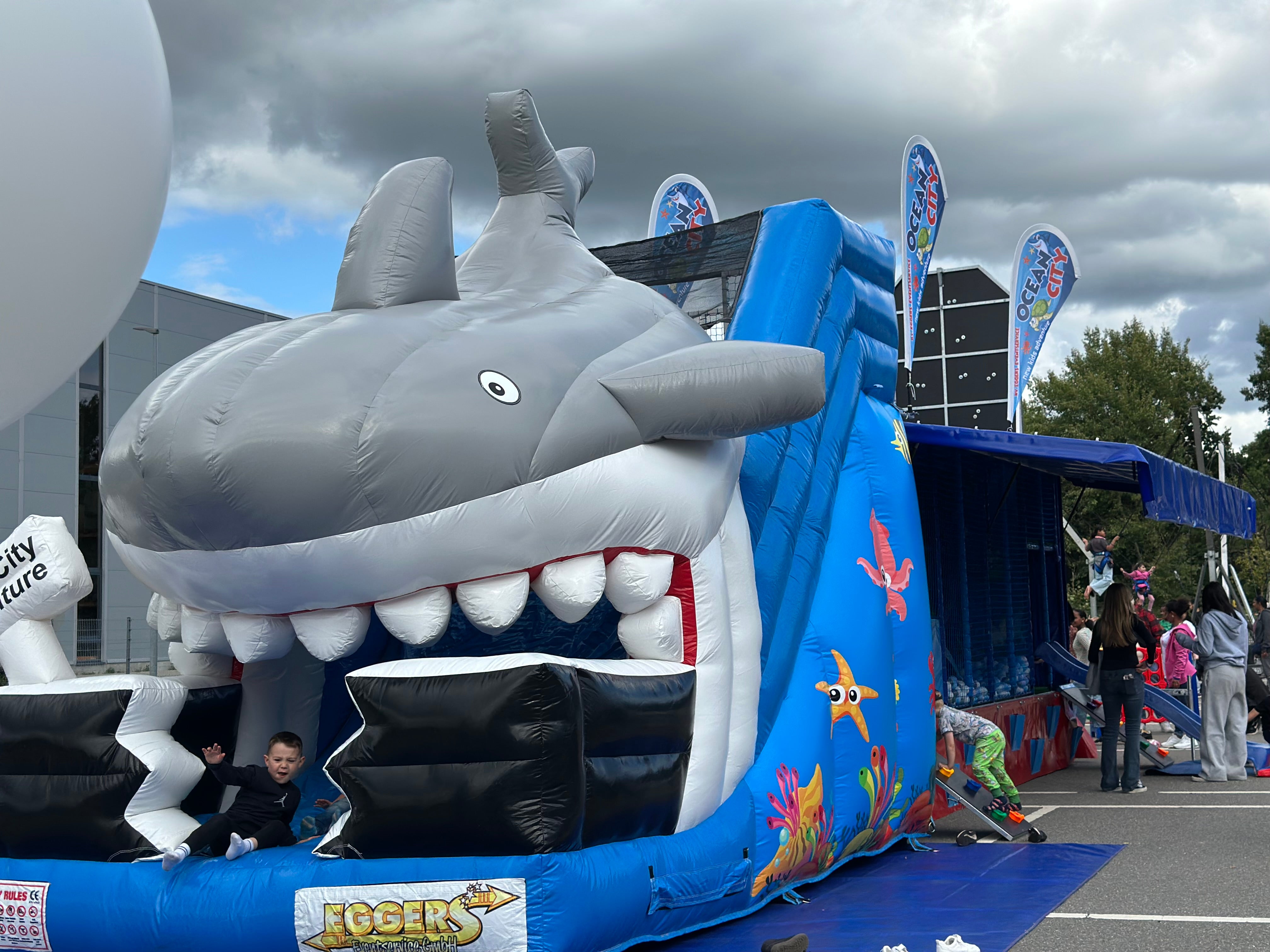 Ocean City Multi-Eventmodul mit Kletterwand, Spielmobil,Rutsche – 3