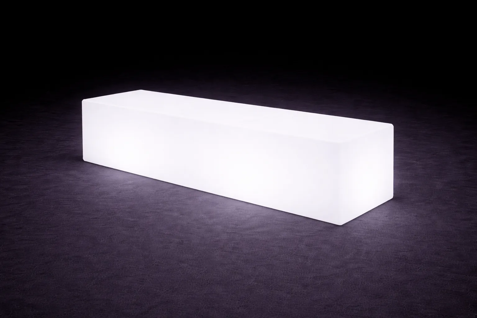 LED Cube Long mieten – beleuchtetes Loungemöbel