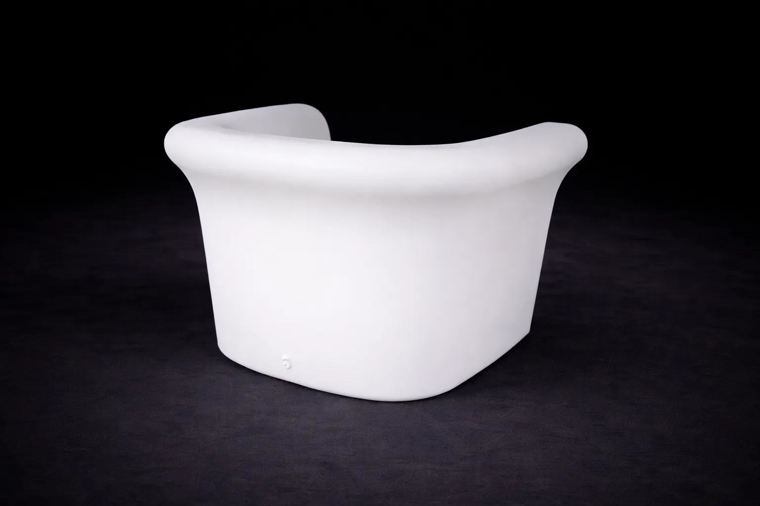 LED Stuhl rund mieten – beleuchtetes Loungemöbel – 3