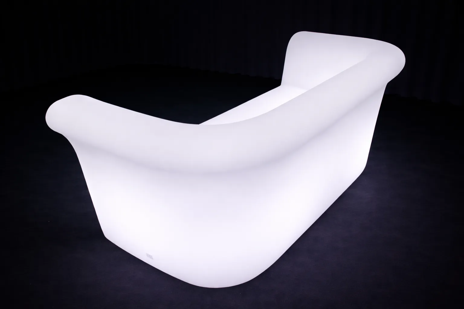 LED Sofa rund mieten – beleuchtetes Loungemöbel – 2