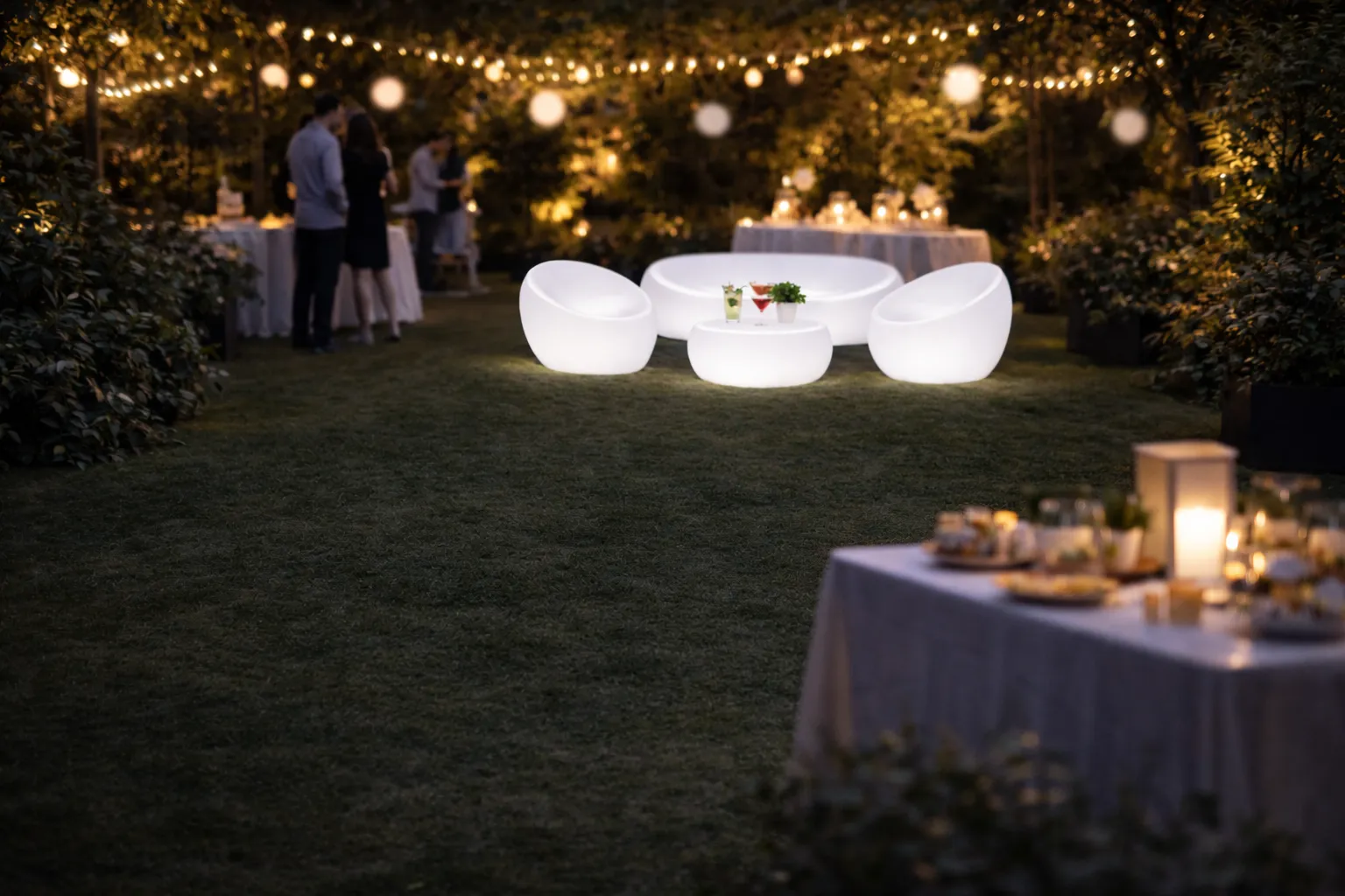 LED Tisch rund mieten – beleuchtetes Loungemöbel – 2
