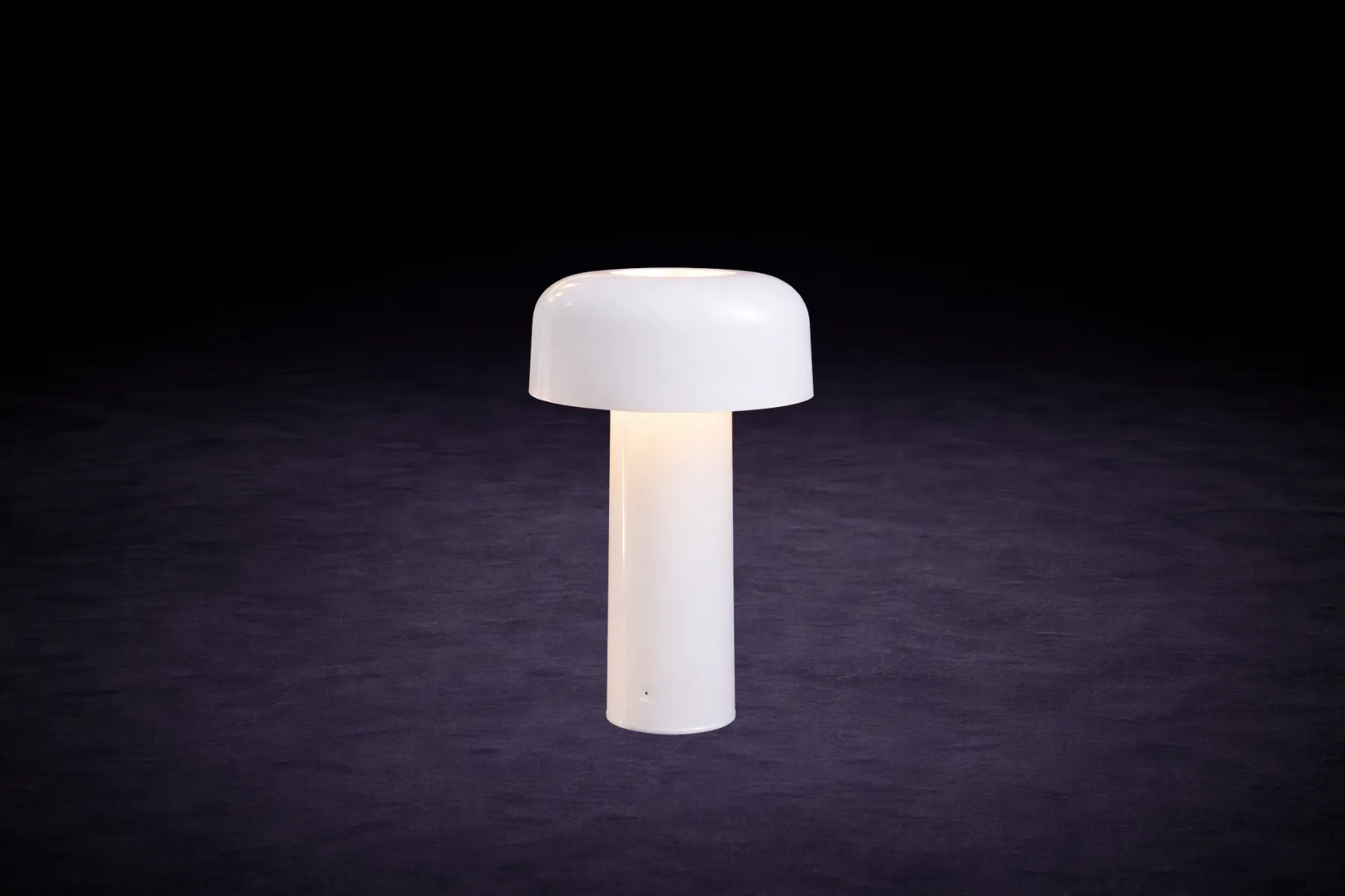 LED Tischlampe mieten – LED-Leuchte für Event & Lounge