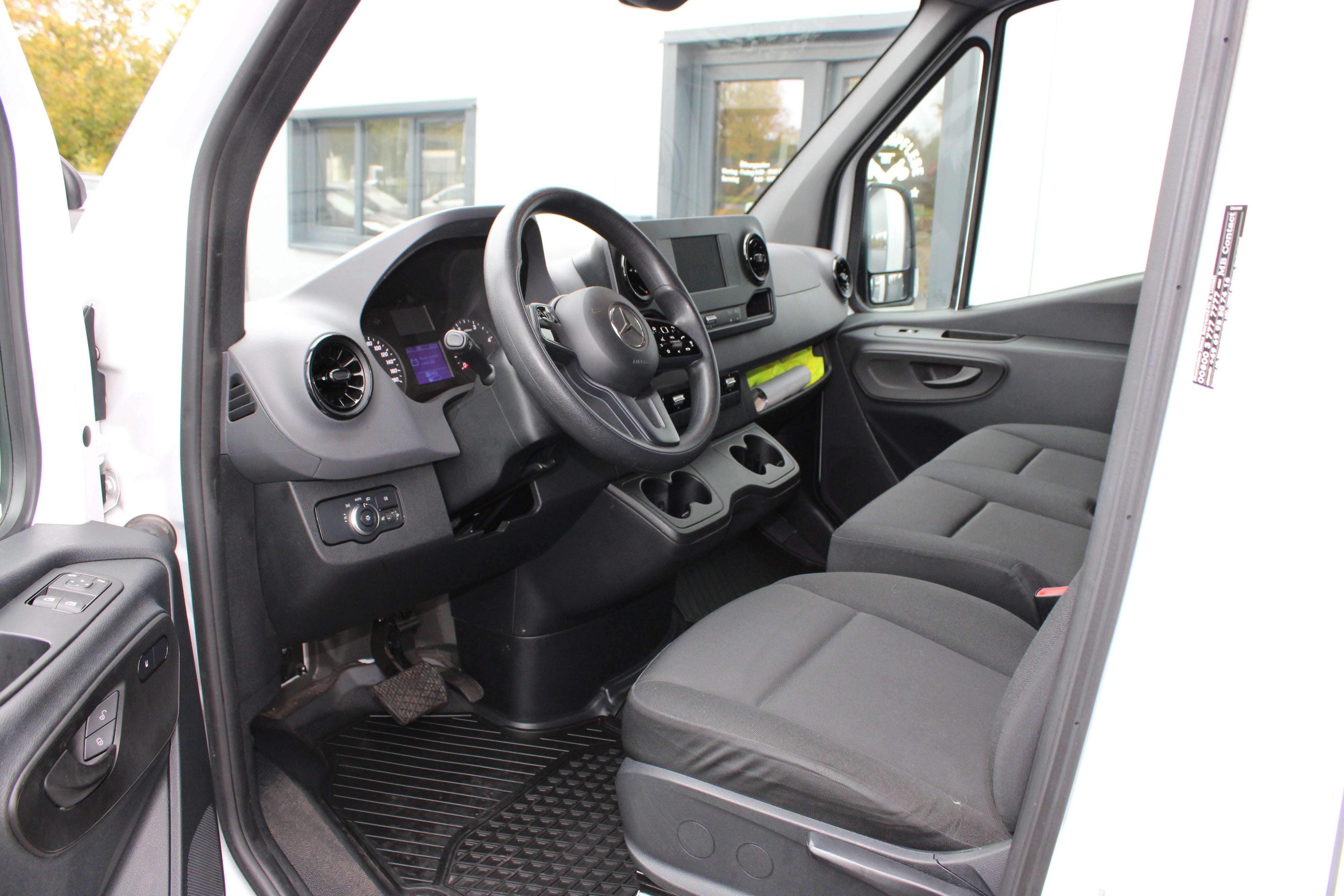 Mercedes-Benz Sprinter 319 CDI Automatik Kastenwagen Umzug Transporter – 3