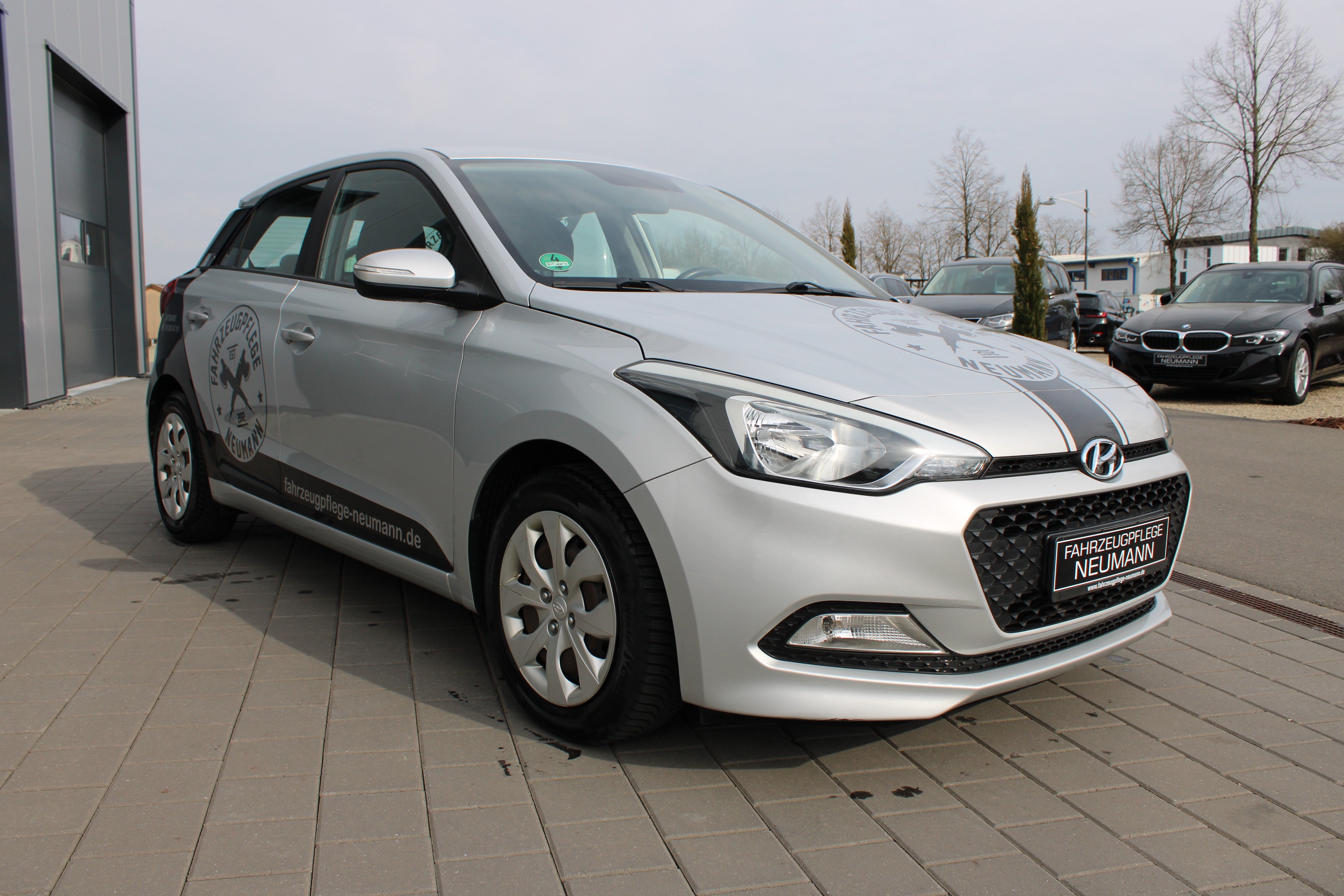 Hyundai i20 Mietwagen Autovermietung – 2
