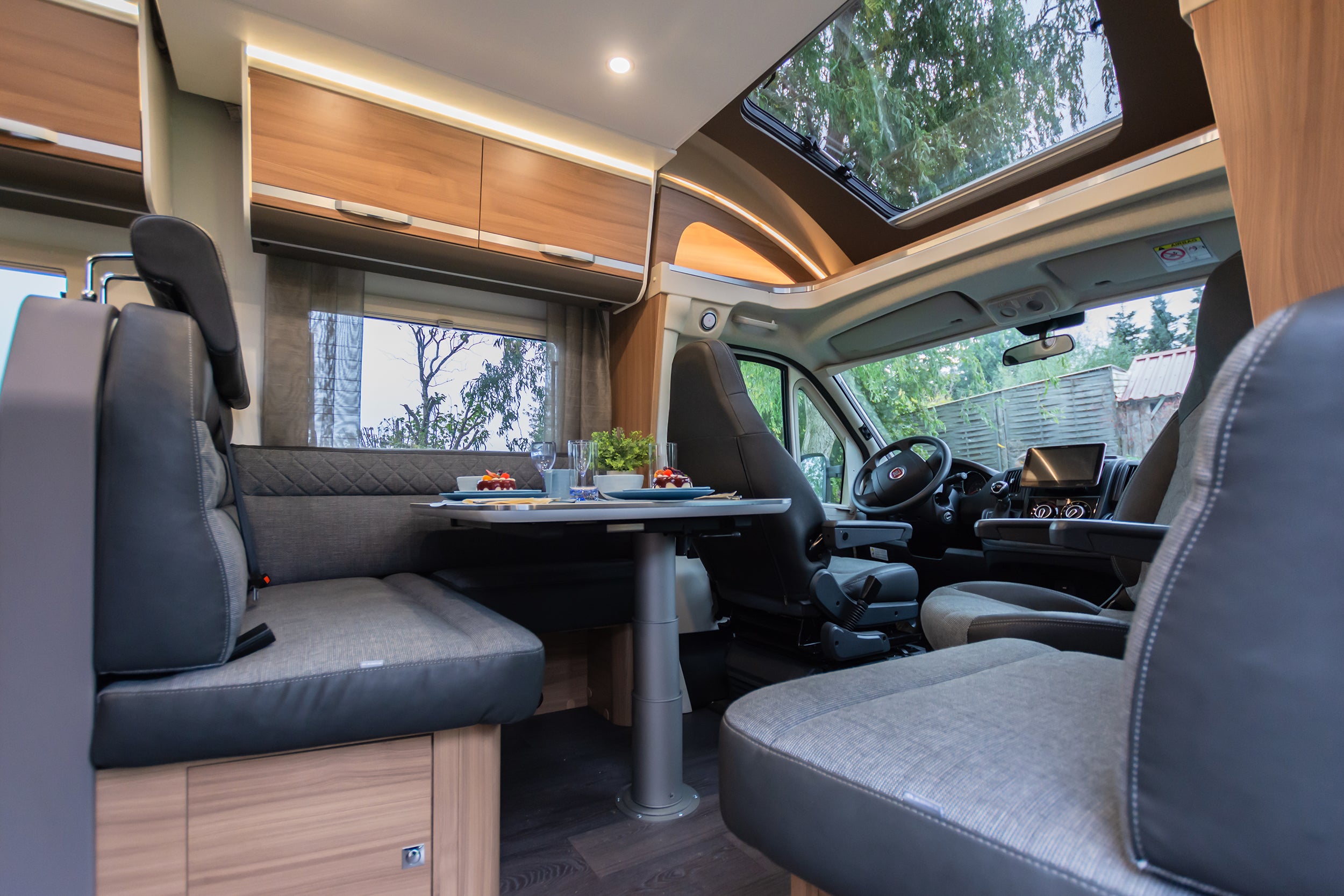FAROWOMO Wohnmobilvermietung Ruback FIAT Adria Matrix Axess 670 SL – 2