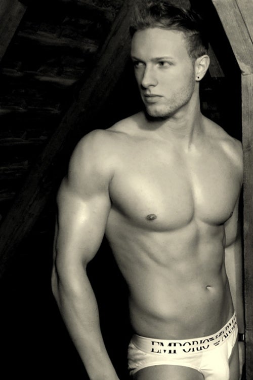 MENSTRIP DE LUXE MIT JAY J.