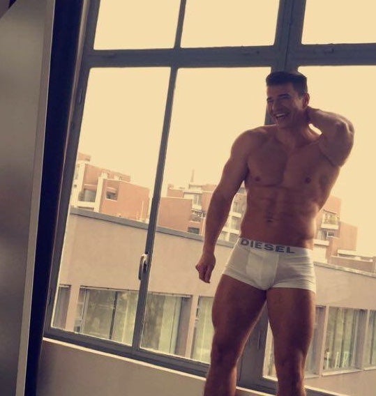 ALESSIO FERRO MENSTRIP DE LUXE – 4