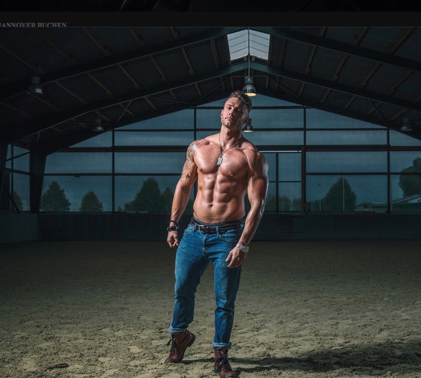 MANSTRIP SUPREME MIT DAVE AUS HANNOVER – 3