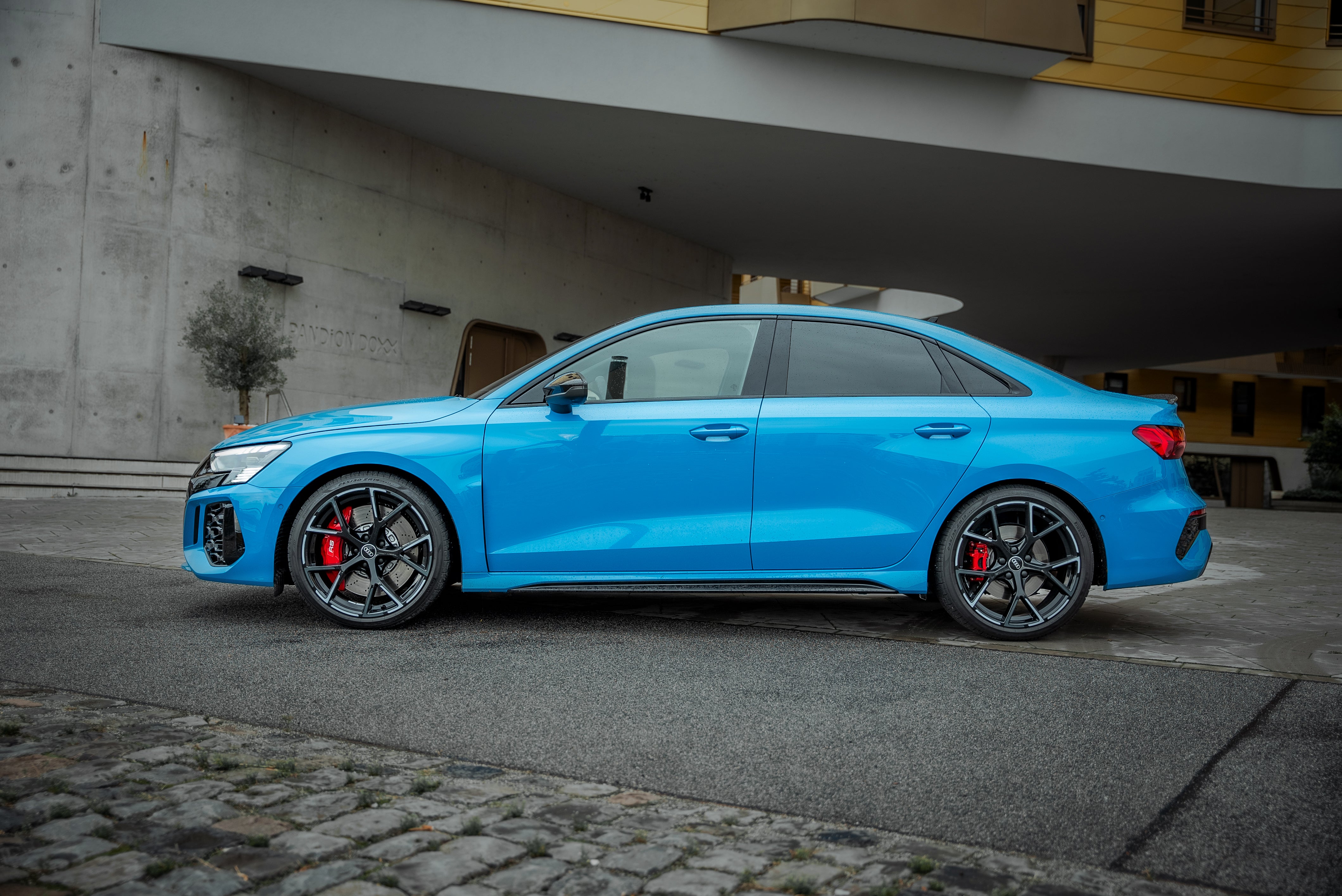 Mercedes GLC 63s AMG Coupé mieten | Sportwagen Hochzeit | Luxusauto | Rent a Car | Mietwagen Vermietung | Wiesbaden Frankfurt Darmstadt – 3