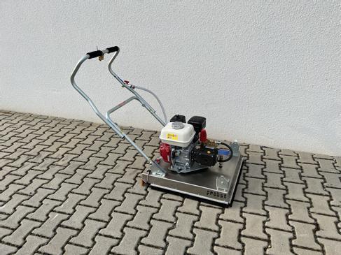 Pflastersteinreiniger / Flächenreiniger