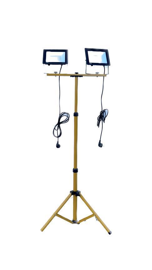 Baustrahler mit Stativ
