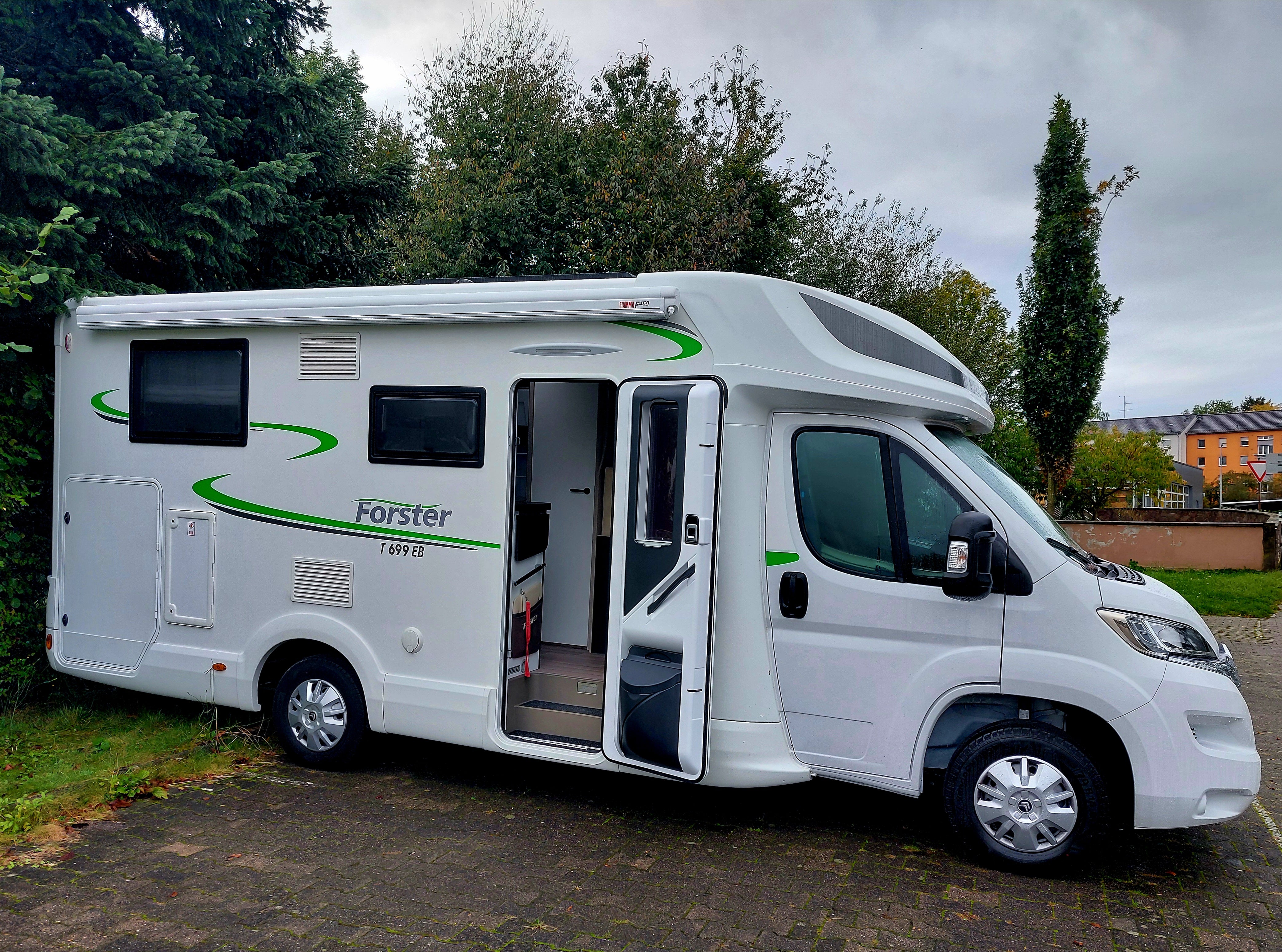 Wohnmobil "Eisbär" für 2,3 oder sogar 4 Personen – 2