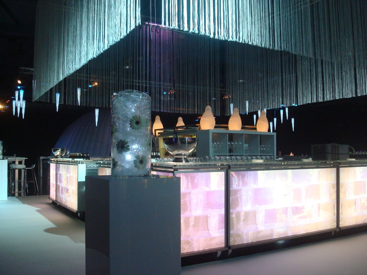 Theke beleuchtet – 2
