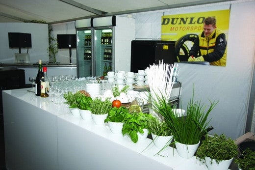Buffetsystem "CateringStar" Ecke Präsentationsfläche beleuchtet – 2