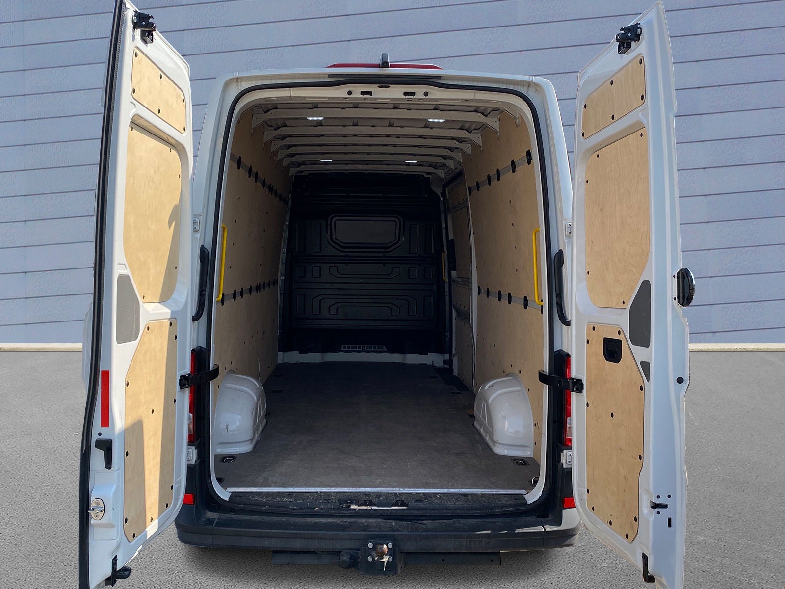 Transporter 4,3m Ladefläche – 3