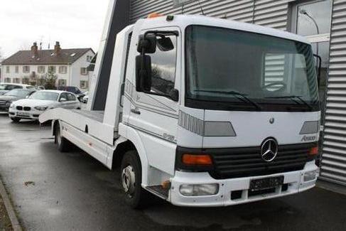 Mercedes-Benz Atego Abschleppwagen 7,5 t – 2