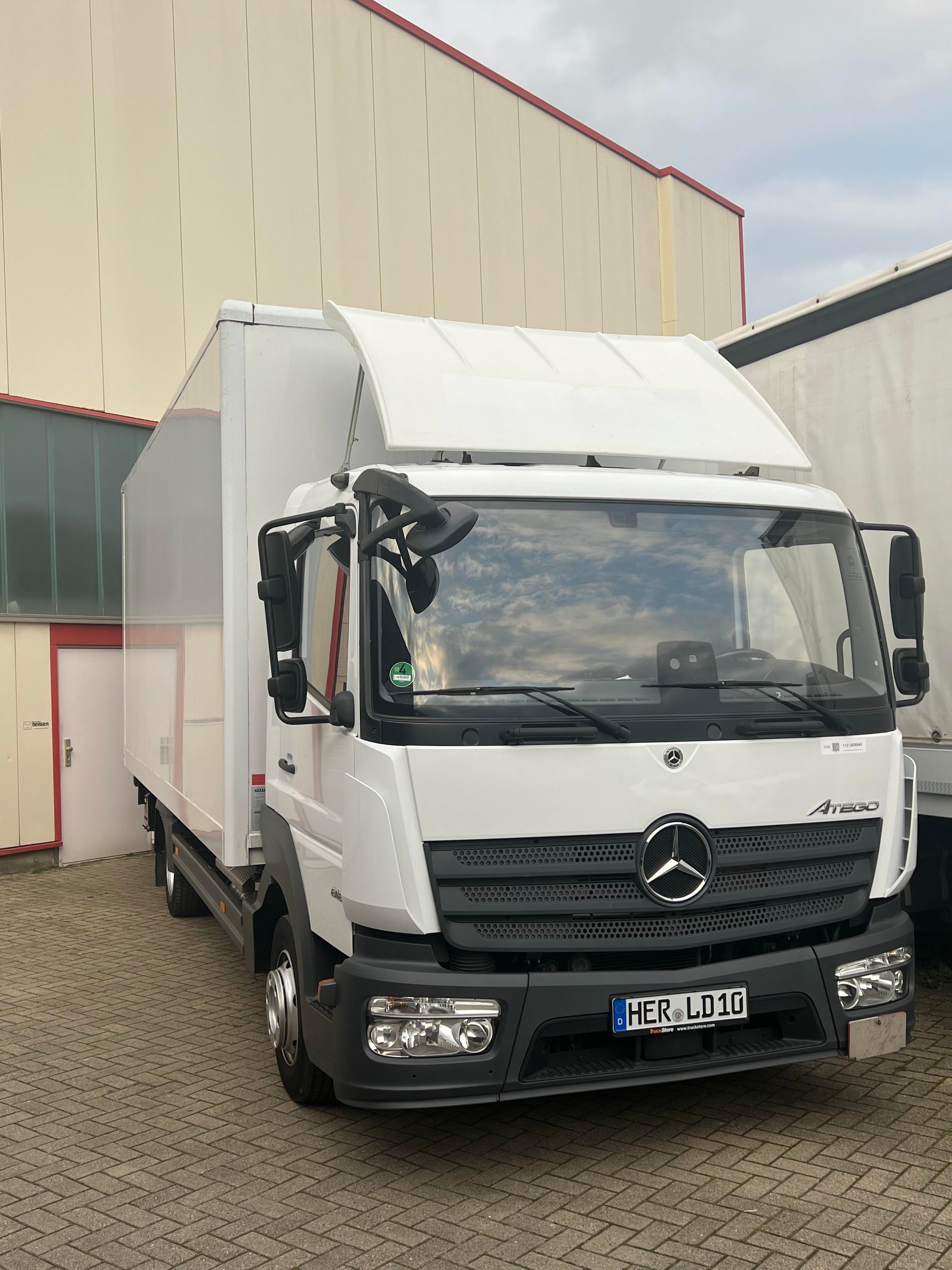Mercedes Benz 818 L mit LBW 7,49t – 2