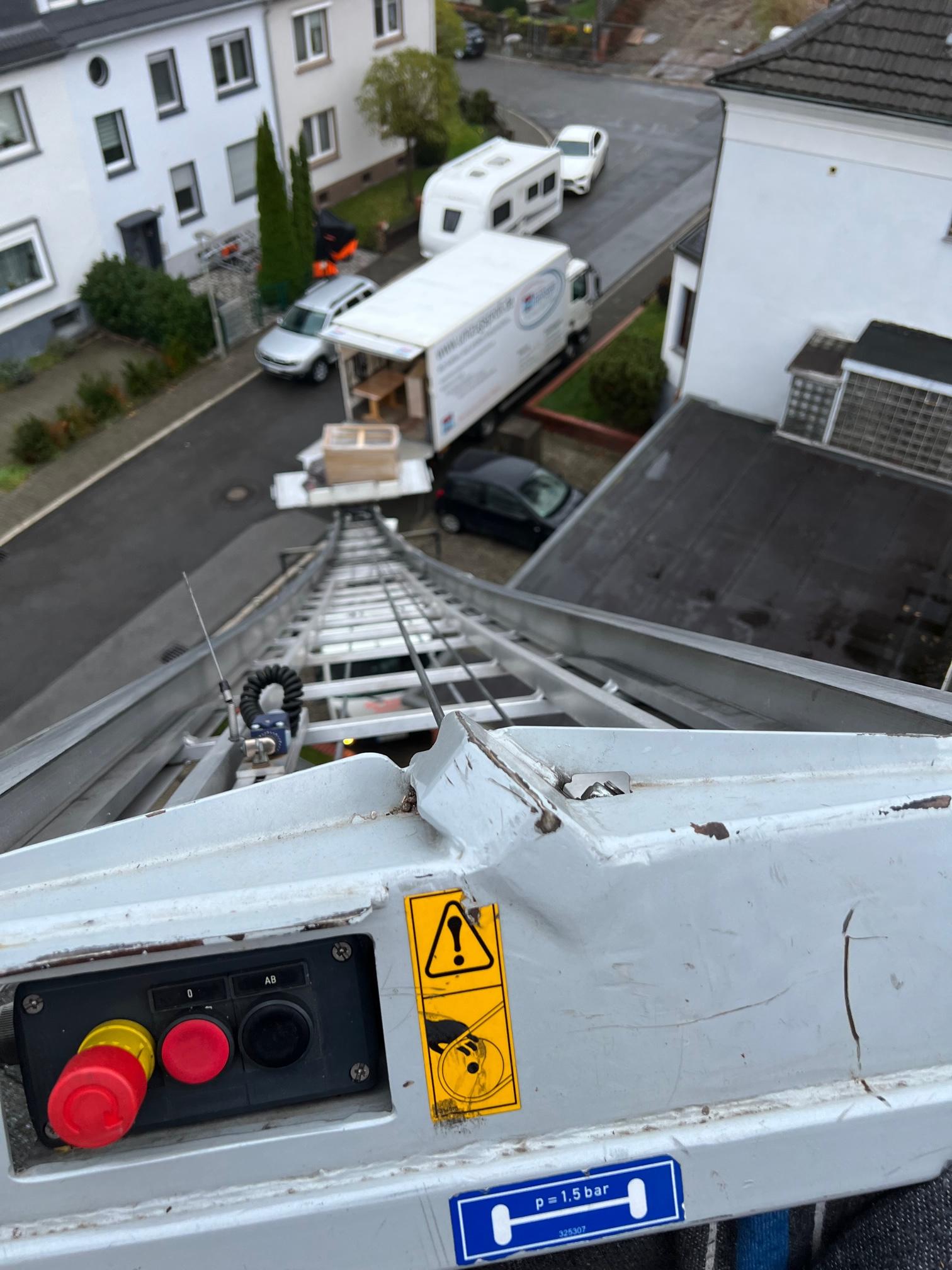Paus Möbellift als 3,5t mit Fahrer/Bedienmann – 3