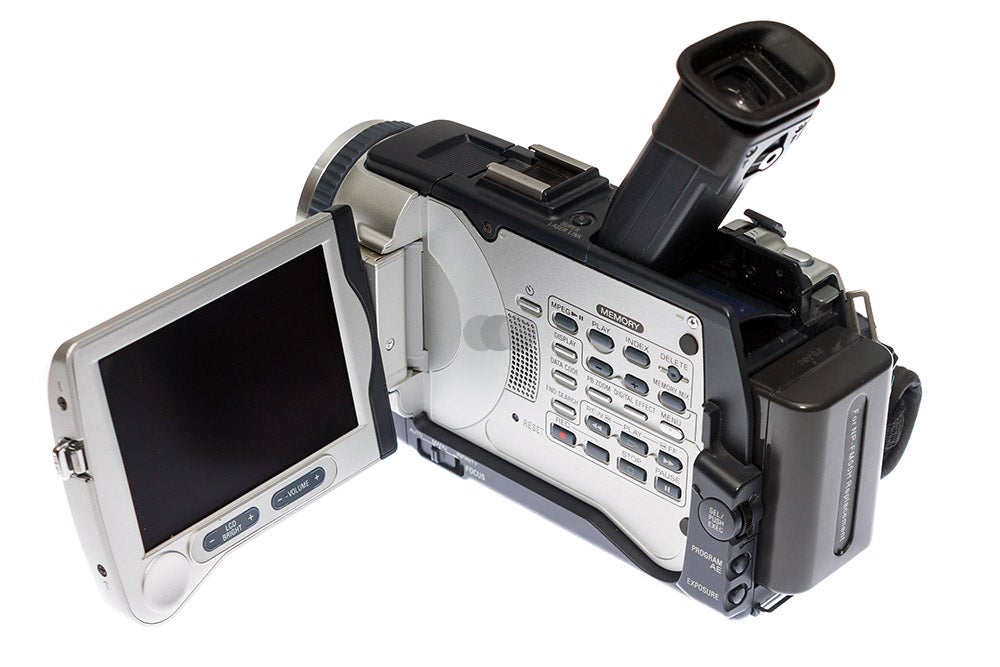 Sony DCR-TRV30E - Digital Handycam MiniDV – 3
