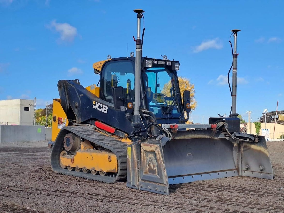 Bullblaster,AP Leveller,Leveller,Kilver,Powerblade,Vorsatzgrader,Ultraschallabtastung,2D Steuerung,Topcon Steuerung,Planiereinrichtung,Planierschild,Radlader mit Planierschild,Planierschild Lasergeste