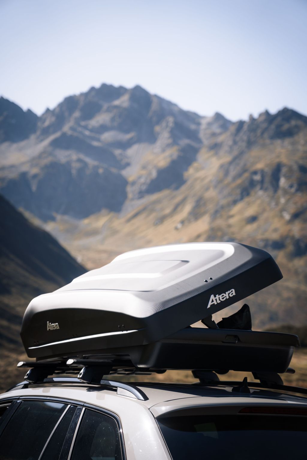 Dachbox Atera Lunar - 470 L - Grundträger für viele Fahrzeuge vorrätig – 3