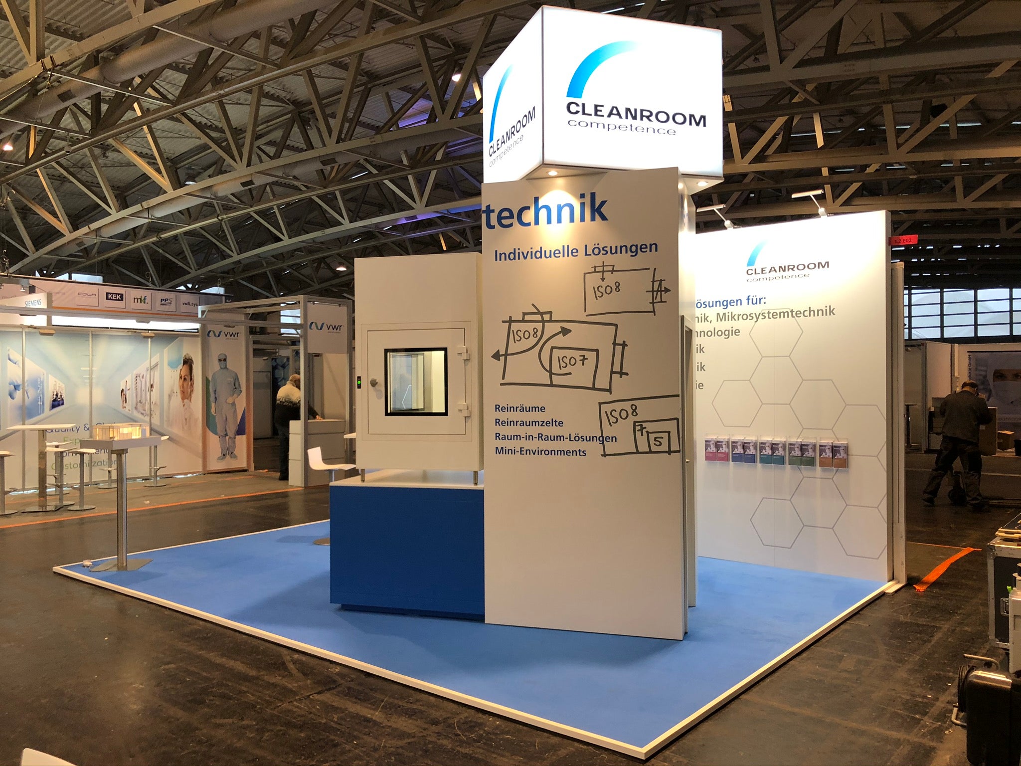 Leuchtwürfel | LED-Cube für den Messestand – 2
