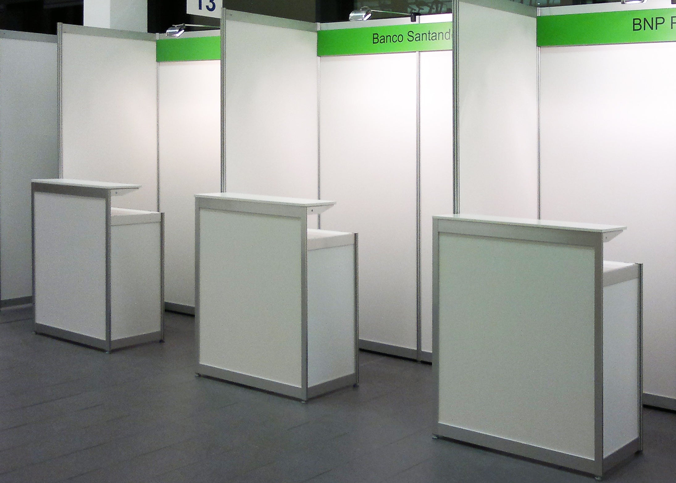Counter TANO I weiß | Messetheke | Infocounter – 3