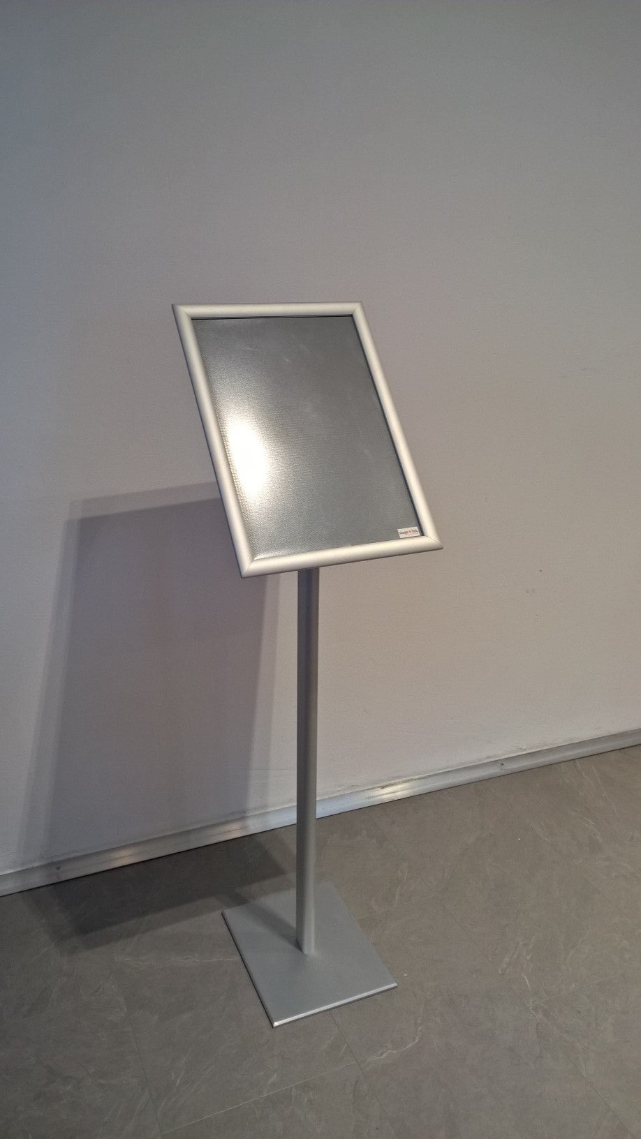 Infotafel DIN A3 | Aufsteller | Kundenstopper | Wegeleitstele für Veranstaltungen (Indoor) – 3