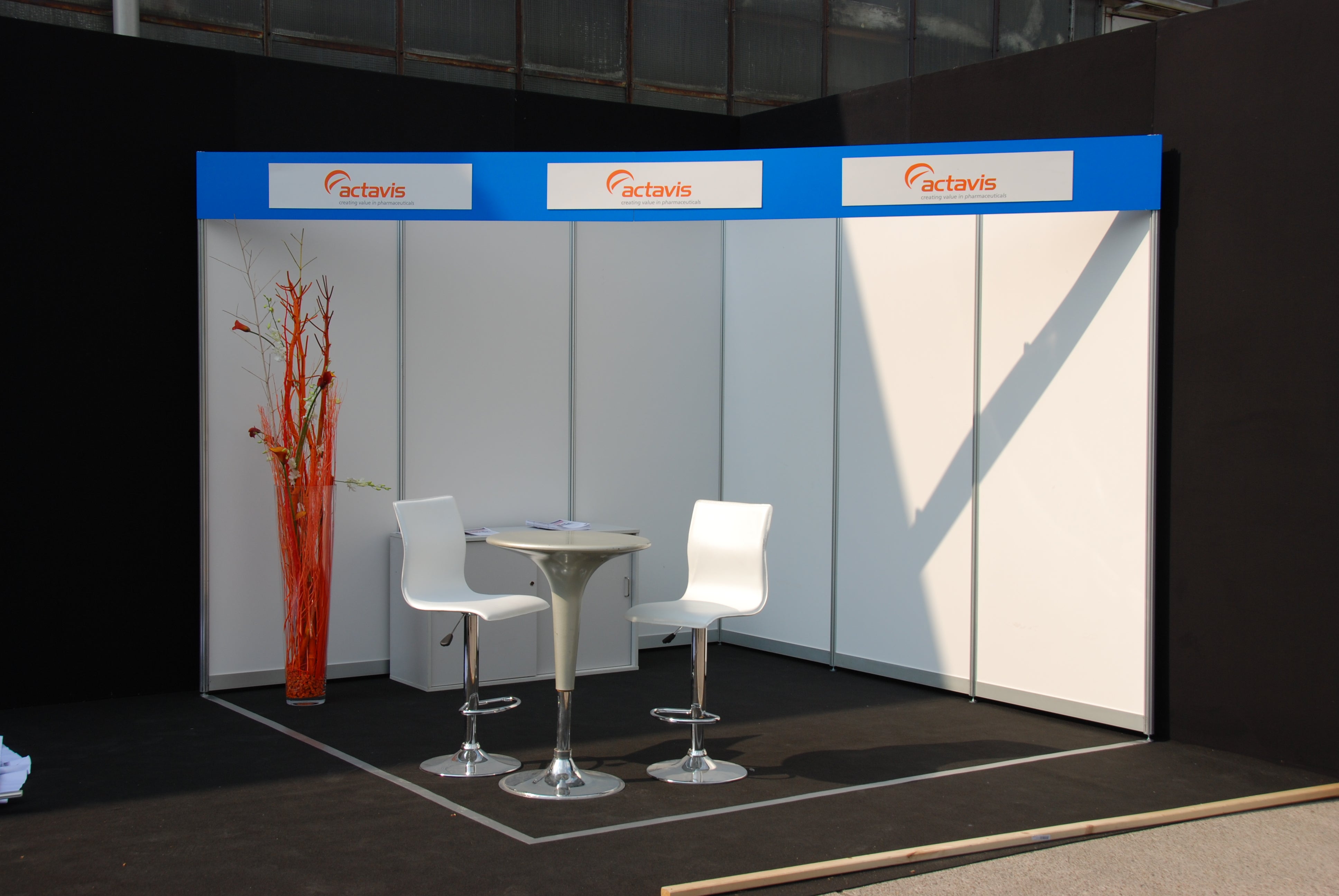 Messestand Seitenwände | Komplettpaket lt. Beschreibung Preisbeispiel für 4-6 m² – 4