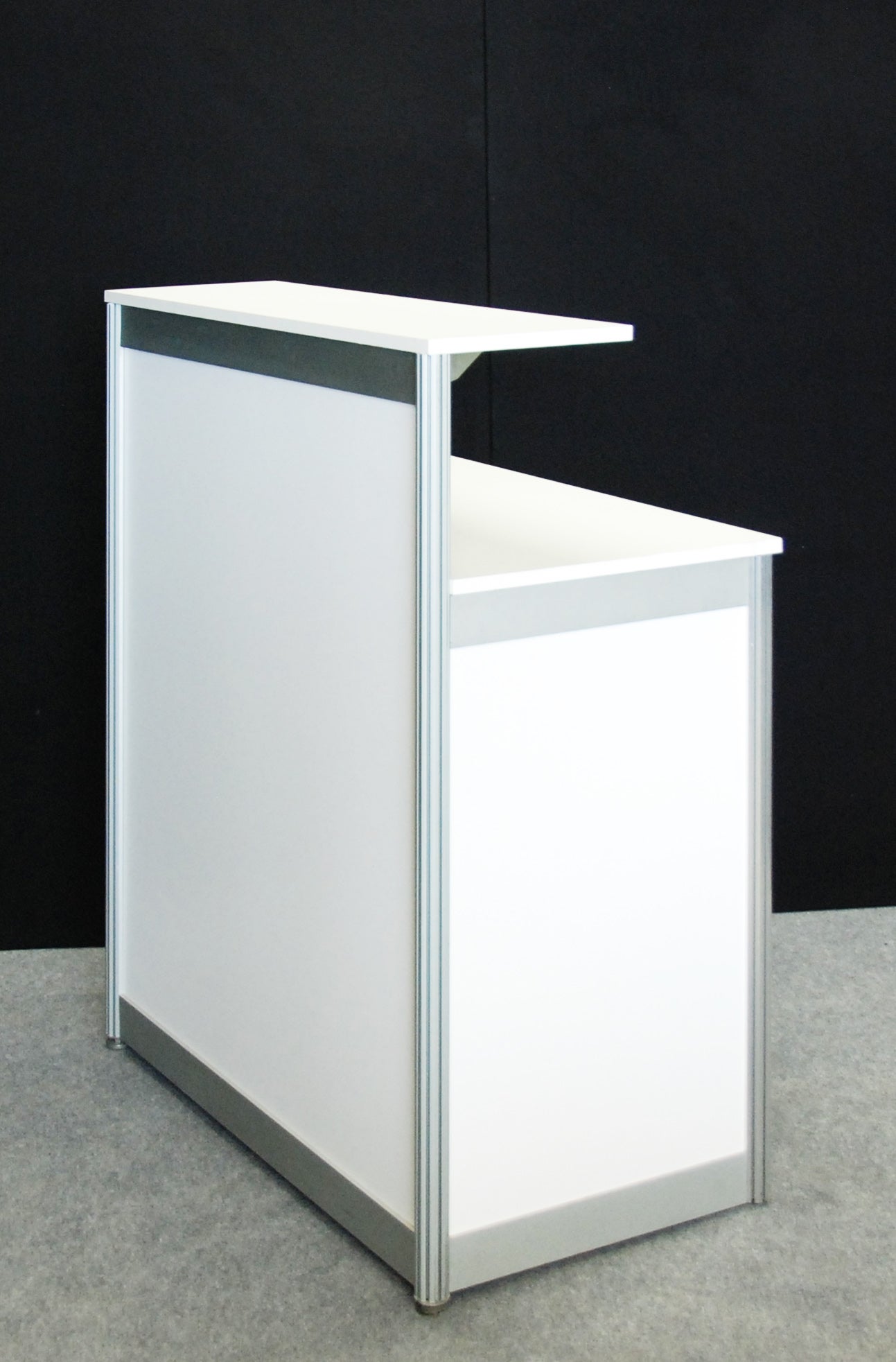 Counter TANO I weiß | Messetheke | Infocounter – 4