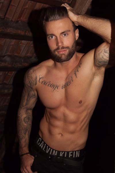 Stripper Daniel buchen - Verführerische Show für Ihren Event! – 4