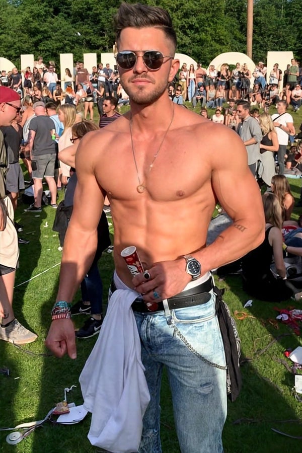 Stripper Don Thiago buchen: Der Party-Höhepunkt! – 4