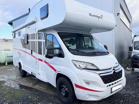 Wohnmobil Sunlight A68 Alkoven mit Etagenbetten