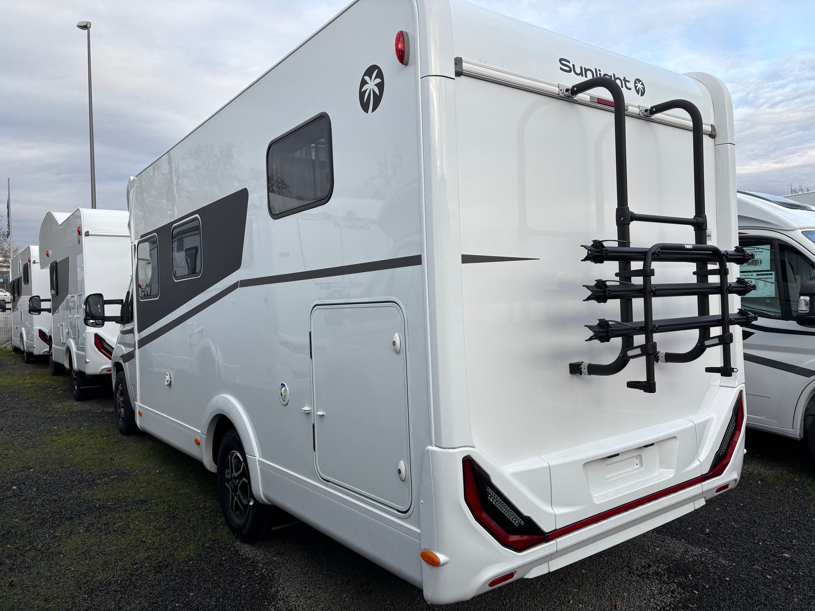 Wohnmobil Teilintegriert mit Hubbett Sunlight T 67 – 2
