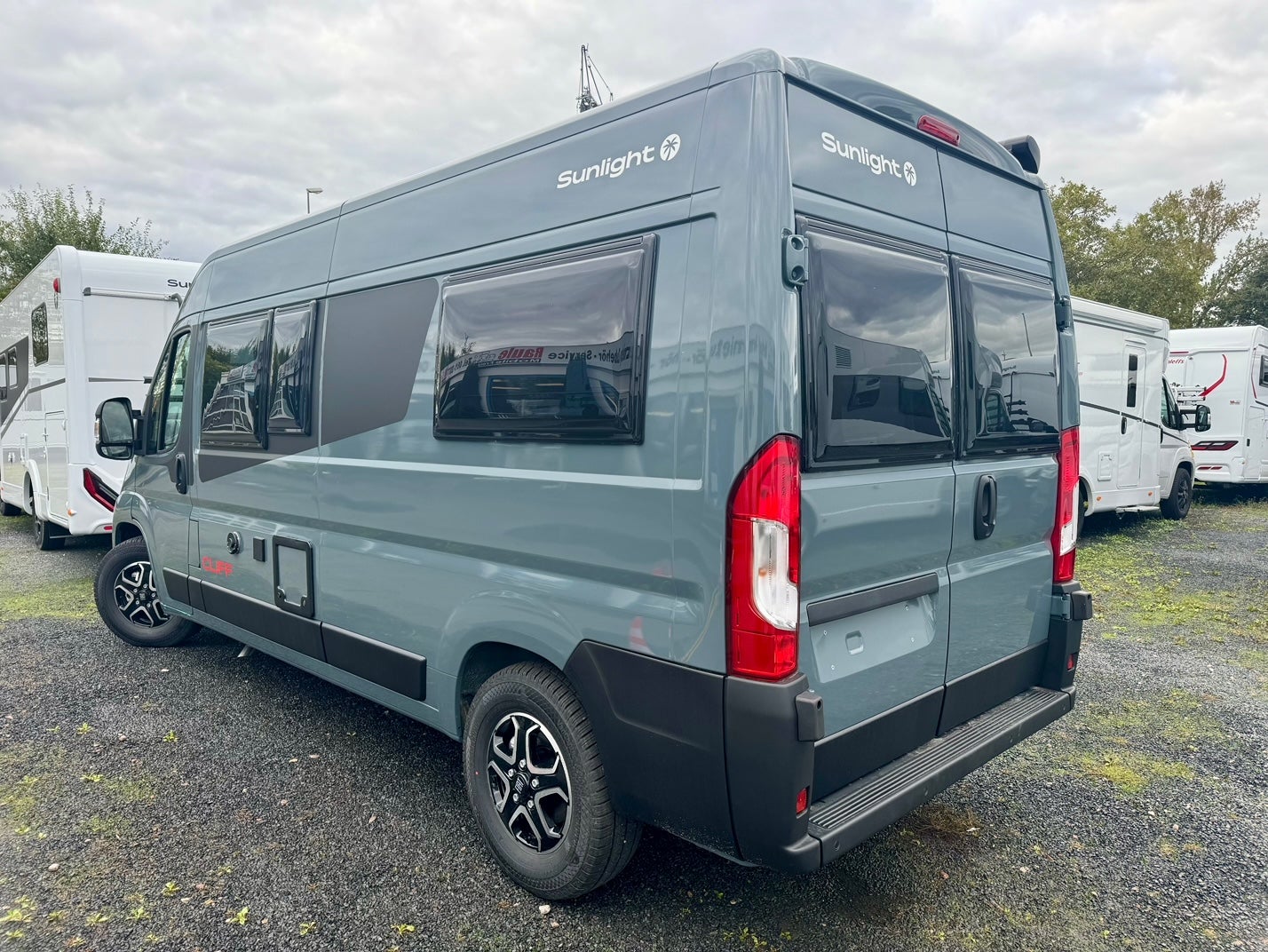 Sunlight Cliff 602 Adventure - Wohnmobil Kastenwagen Van mit Anhängerkupplung – 2