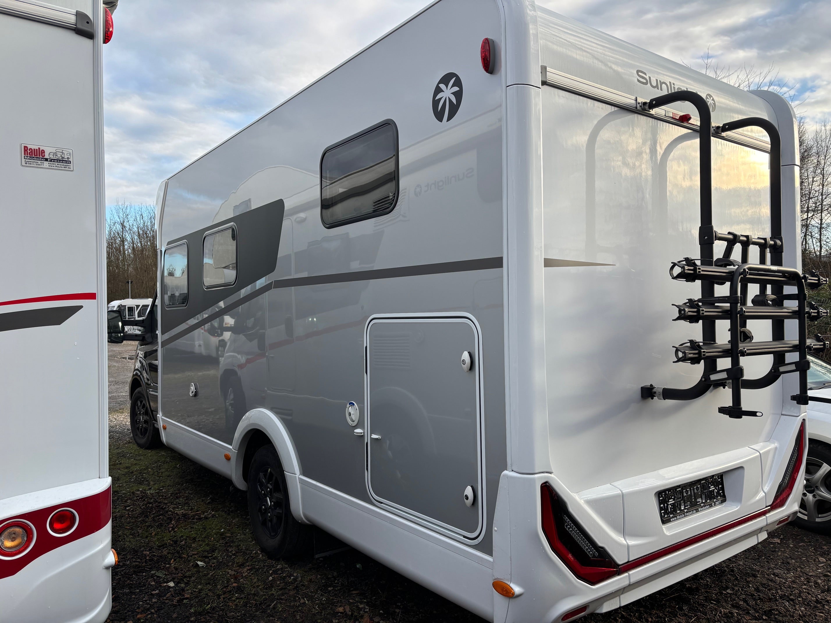 Teilintegriertes Wohnmobil Sunlight T 670 S – 2