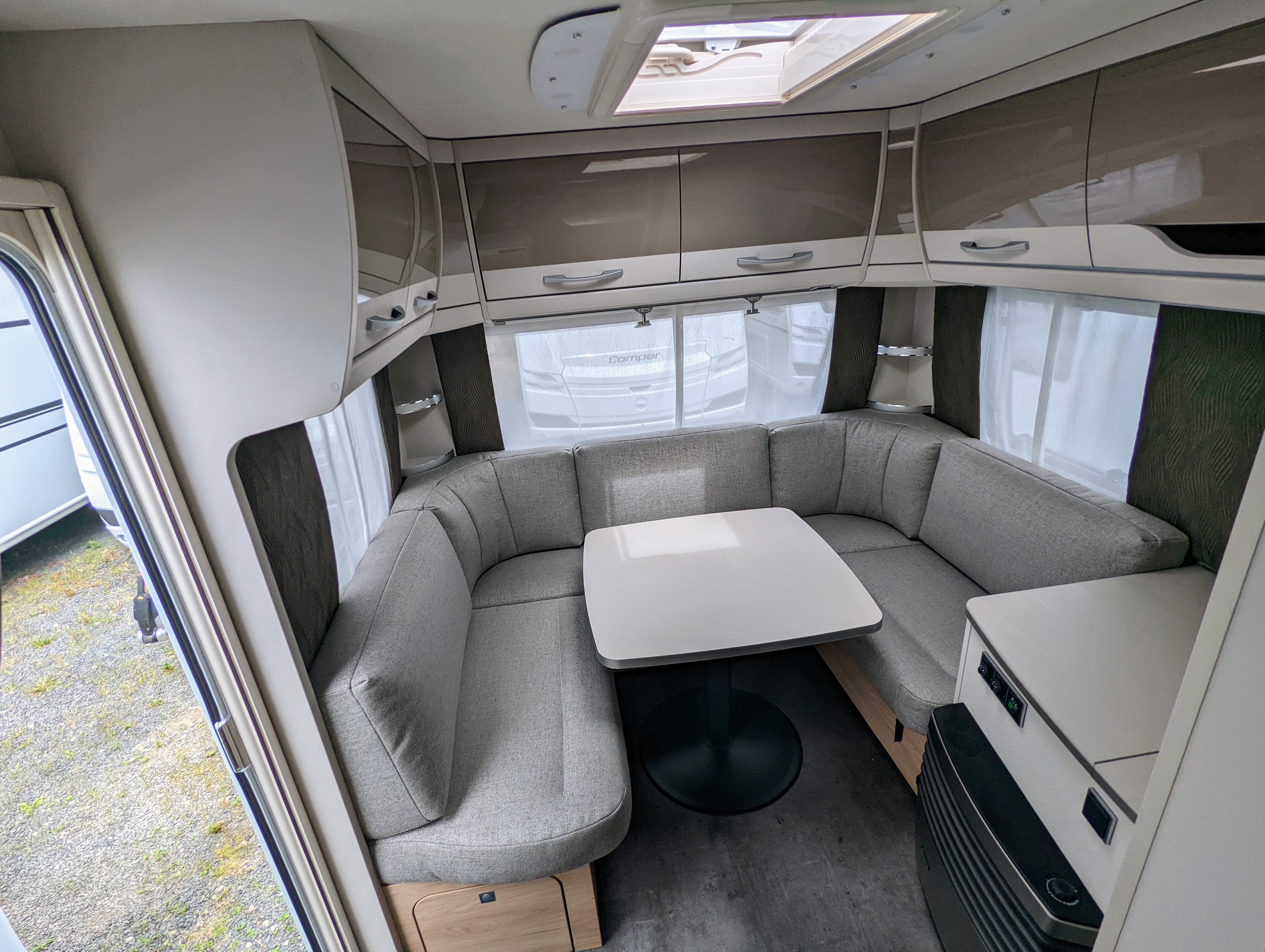 Dethleffs Nomad 530 DR – 3