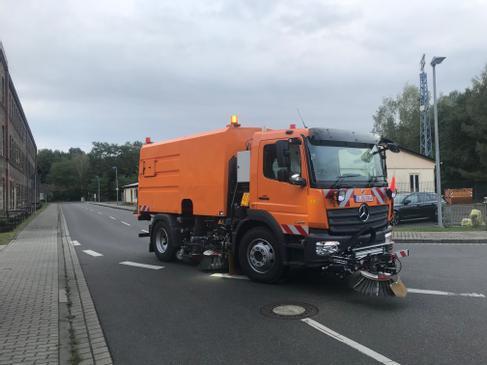 Kehrmaschine, LKW- Kehrmaschine, Behältervolumen 6 m³, Mercedes-Benz Atego – 3