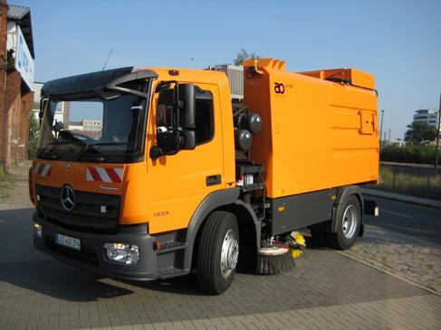 Kehrmaschine, LKW-Kehrmaschine Behältervolumen 7 m³, Mercedes-Benz Atego 1523 LKO EURO 6 – 2