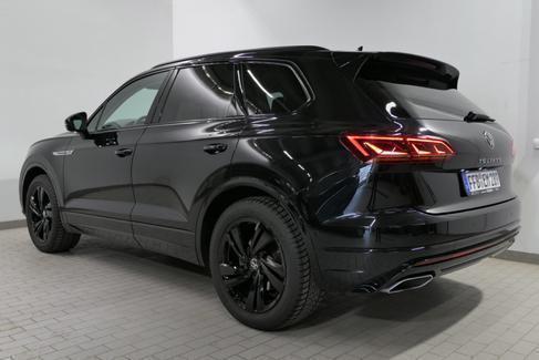 VW Touareg 3,0 TDI mit Anhängerkupplung für 3,5 t – 4