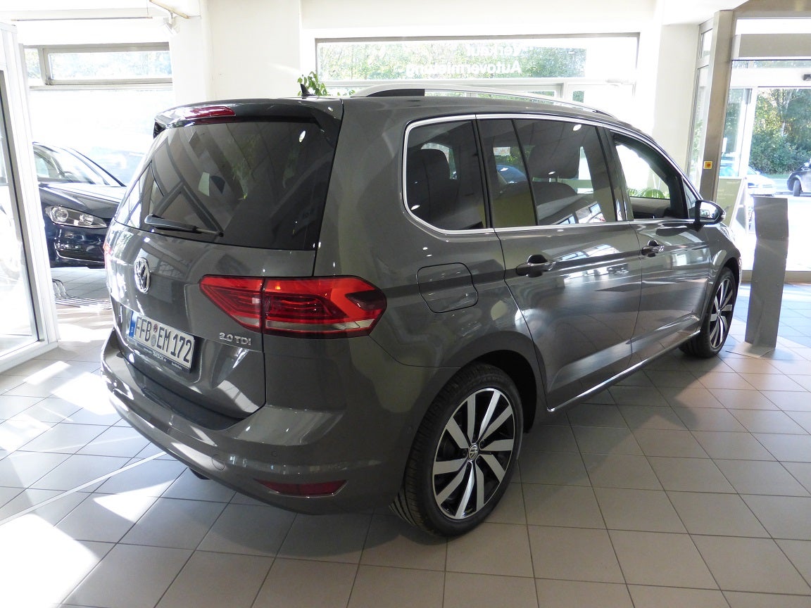 VW Touran TDI 7-Sitzer – 2