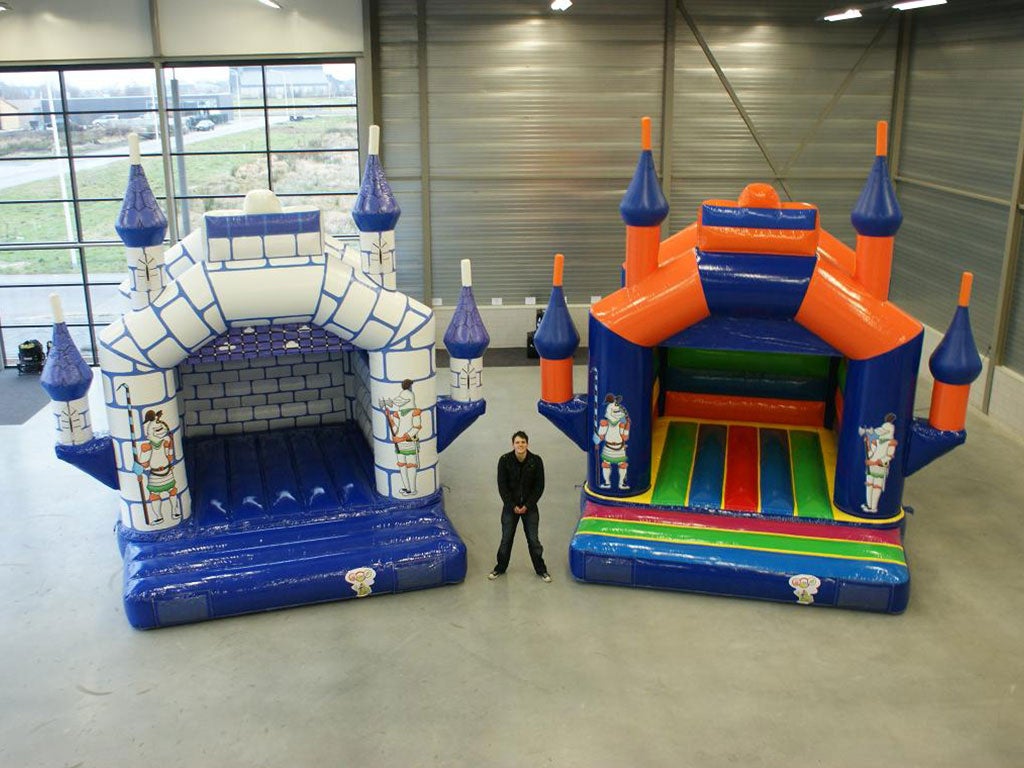 Ritter oder Feuerwehr Hüpfburg 5x4x5m – 2