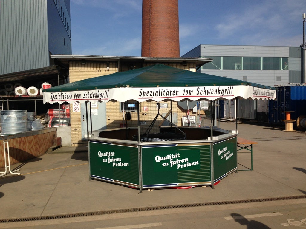 Schwenkgrill, Grill, Grillpavillon, Grillstand, Bierpavillon – 3