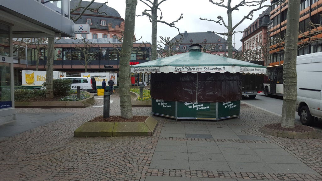 Grill, Schwenkgrill, Grillpavillon – 2