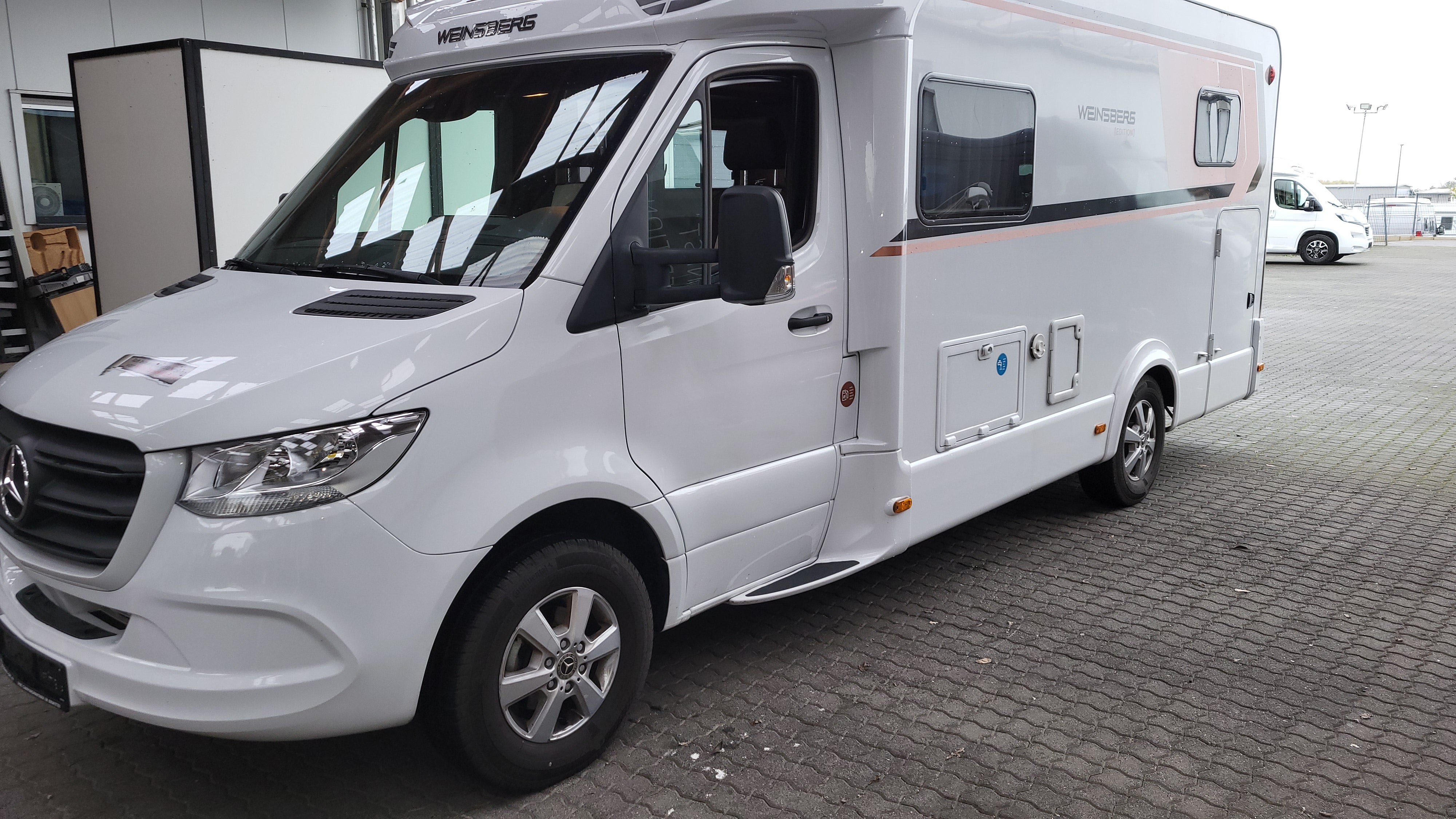 MERCEDES Weinsberg CaraCompact 640MEG